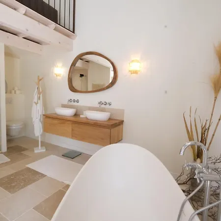 Alpilles Villa: Private Pool & Panoramic Views Les Baux-de-Provence