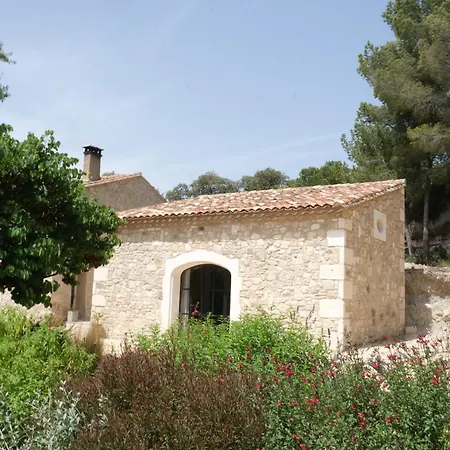 Villa Alpilles Villa: Private Pool & Panoramic Views *